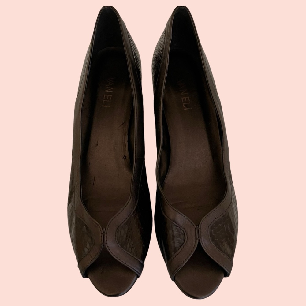 Van Eli Brown Leather Snakeskin Texture Open Toe Wedge Heel Pump 9.5 N